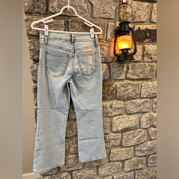 Banana Republic Cropped Bootcut Jeans - size 26 - Picture 7 of 12